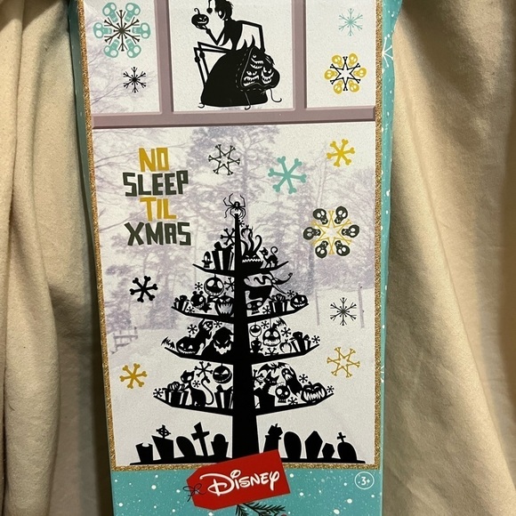 ***Donated**Disney Window cling No Sleep Till Xmas - Nightmare Before Christmas - Picture 7 of 7